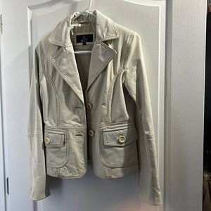 Woman leather jacket